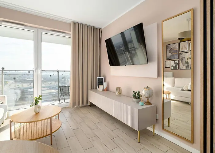 Sky Eleven - Parking & Balcony By Renters Prestige *