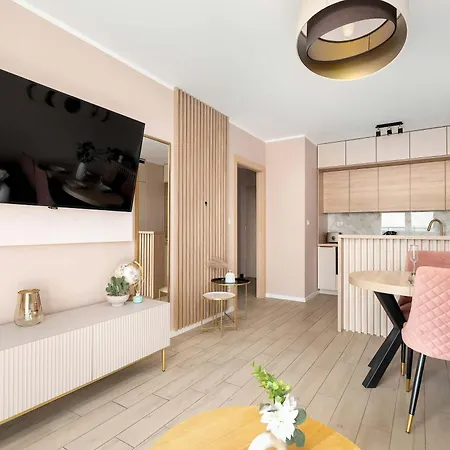 Apartment Sky Eleven - Parking & Balcony By Renters Prestige *