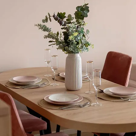 Sky Eleven - Parking & Balcony By Renters Prestige Apartment *