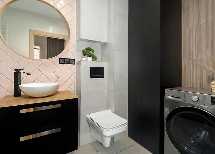 Sky Eleven - Parking & Balcony By Renters Prestige * Poznan